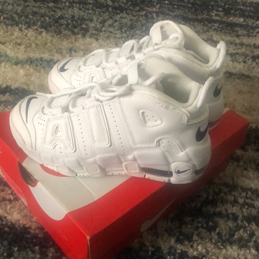 Brand New Nike Air Sneakers